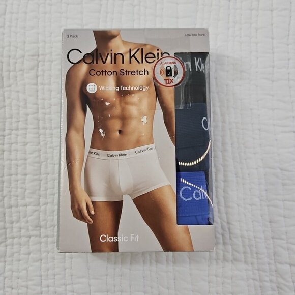 Calvin Klein Low Rise Trunk (3) Three Pack XL 40-42 Blue Classic Fit New In Box - Picture 1 of 12